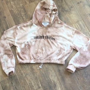 NWOT Rue21 Cropped Graphic Hoodie “Limited Edition”